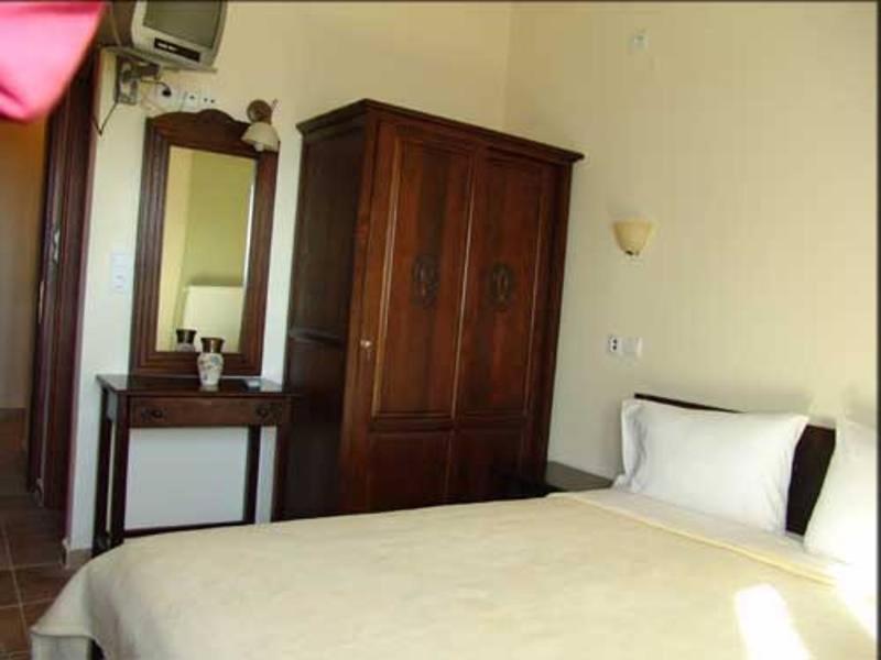 Hotel Erotas Áyios Dhimítrios Rom bilde