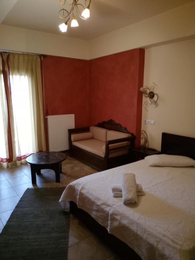 Hotel Erotas Áyios Dhimítrios Eksteriør bilde