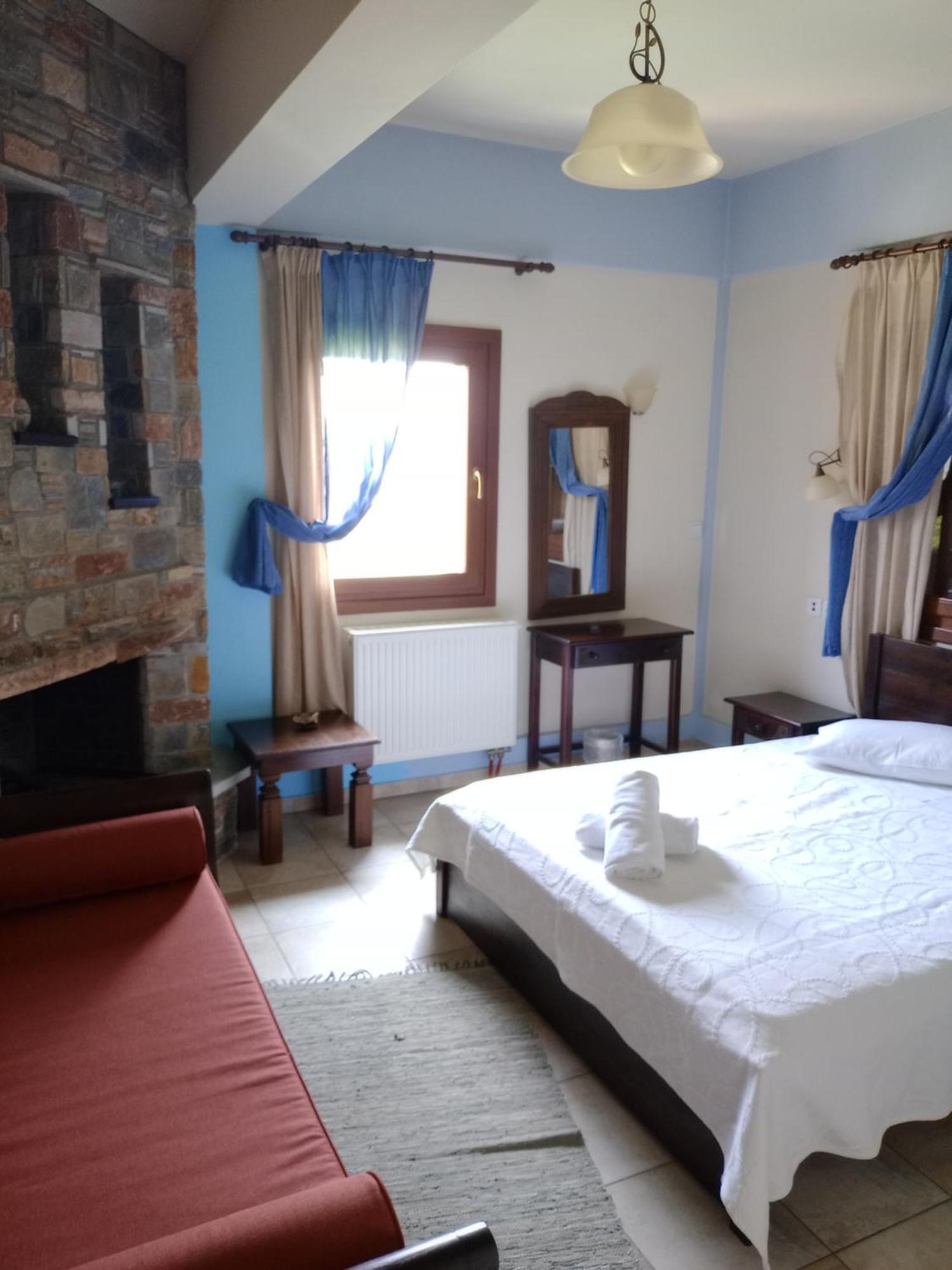 Hotel Erotas Áyios Dhimítrios Eksteriør bilde